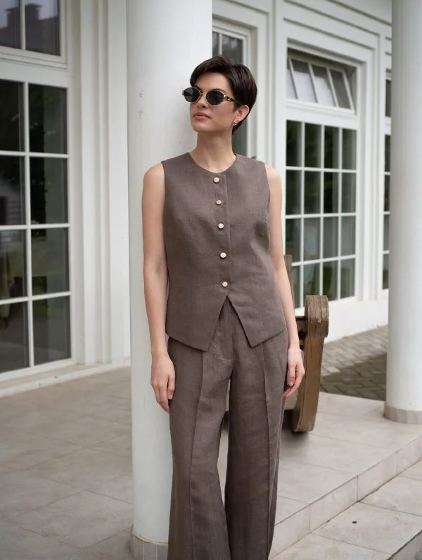 Жилет с круглым горлом цвет шоколад - в фирменном магазине спортивной одежды Brillante.by