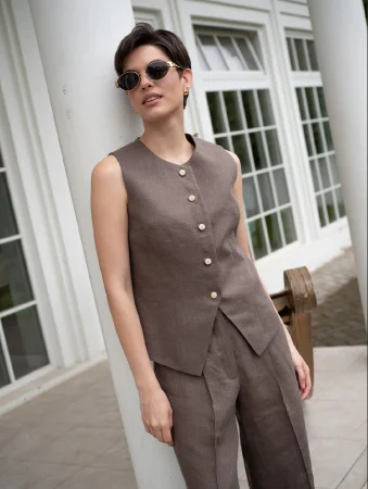 Купить Жилет с круглым горлом цвет шоколад в фирменном магазине спортивной одежды Brillante.by