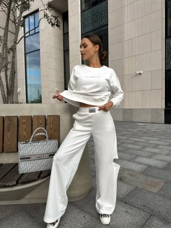 Купить Костюм "I am a BRILLIANT" цвет Молочный в фирменном магазине спортивной одежды Brillante.by