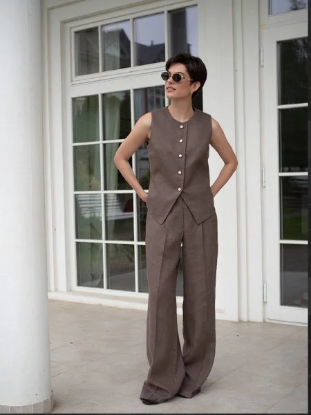 Жилет с круглым горлом цвет шоколад - в фирменном магазине спортивной одежды Brillante.by