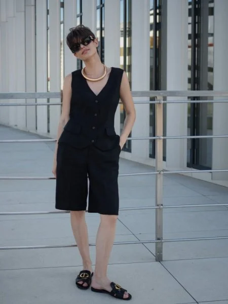 Жилет льняной цвет черный - в фирменном магазине спортивной одежды Brillante.by