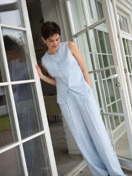 Жилет с круглым горлом цвет голубой - в фирменном магазине спортивной одежды Brillante.by