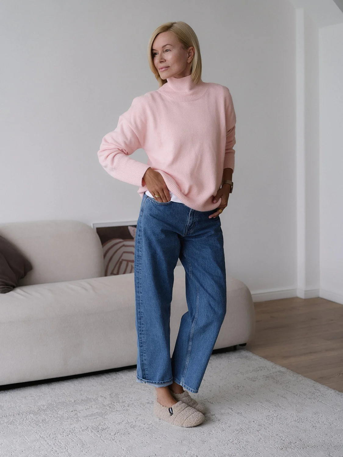 Свитер из ангоровой шерсти цвет персиково-розовый