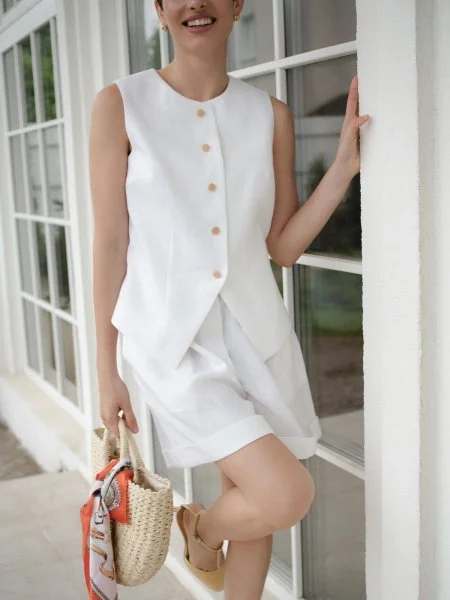 Жилет с круглым горлом цвет белый - в фирменном магазине спортивной одежды Brillante.by